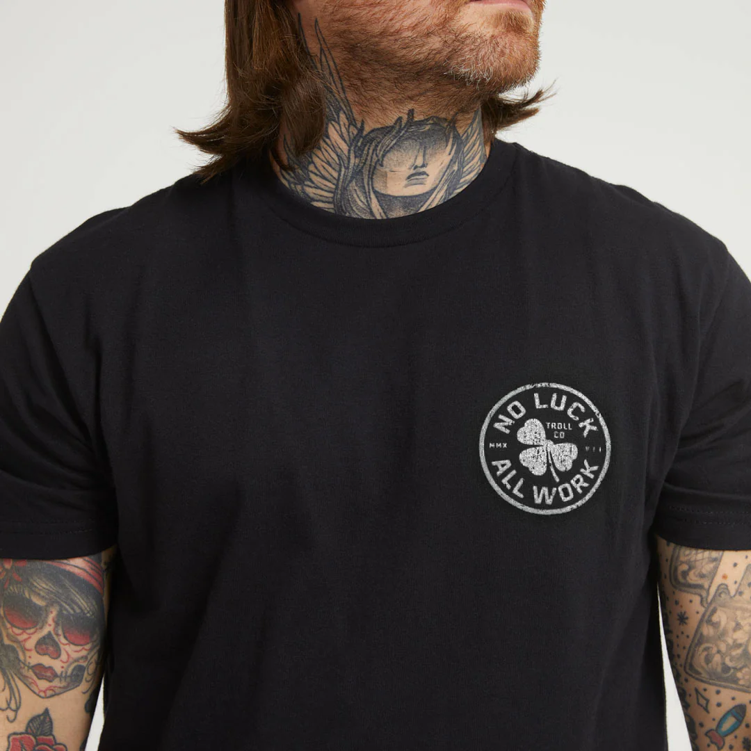 Men's NOLAW Broken Clover T-Shirt - Image 3